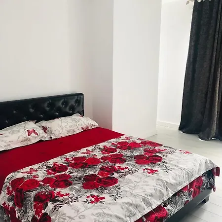 Two Lovely Bed In Bucharest