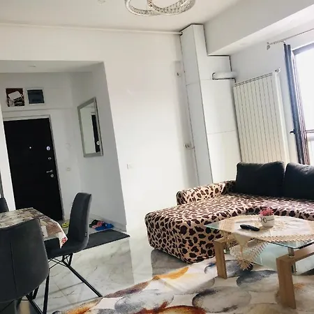 Two Lovely Bed In Apartment