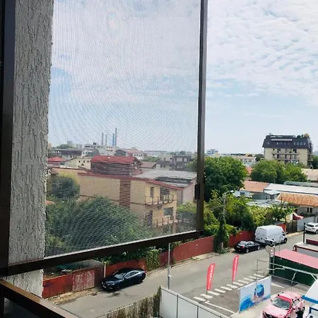 Two Lovely Bed In Apartment Bucharest